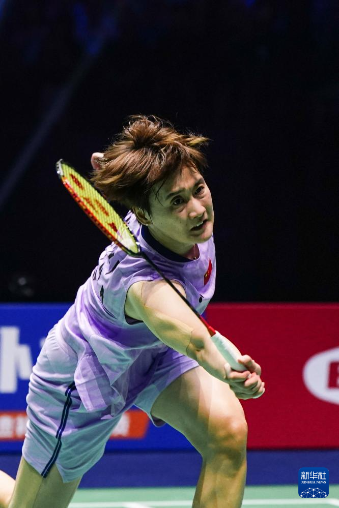 一名具备潜 一名具备潜